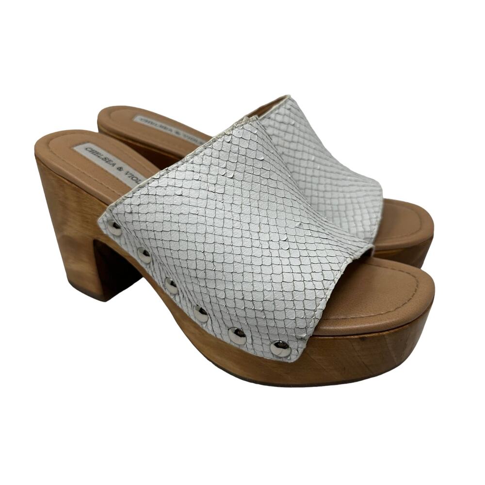 Chelsea + Violet Women's Size 7 Platform Clog Shoes White Faux Snake Leather